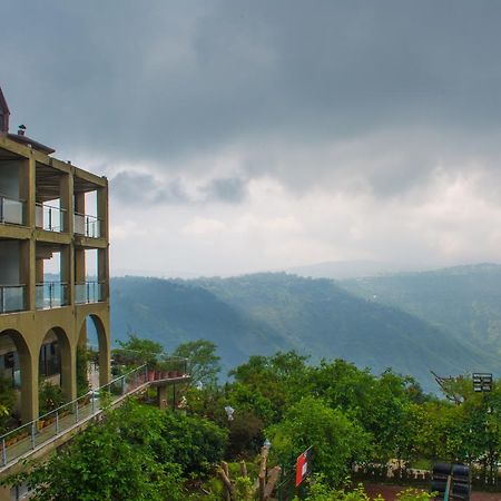 Ravine Hotel Panchgani Exterior foto