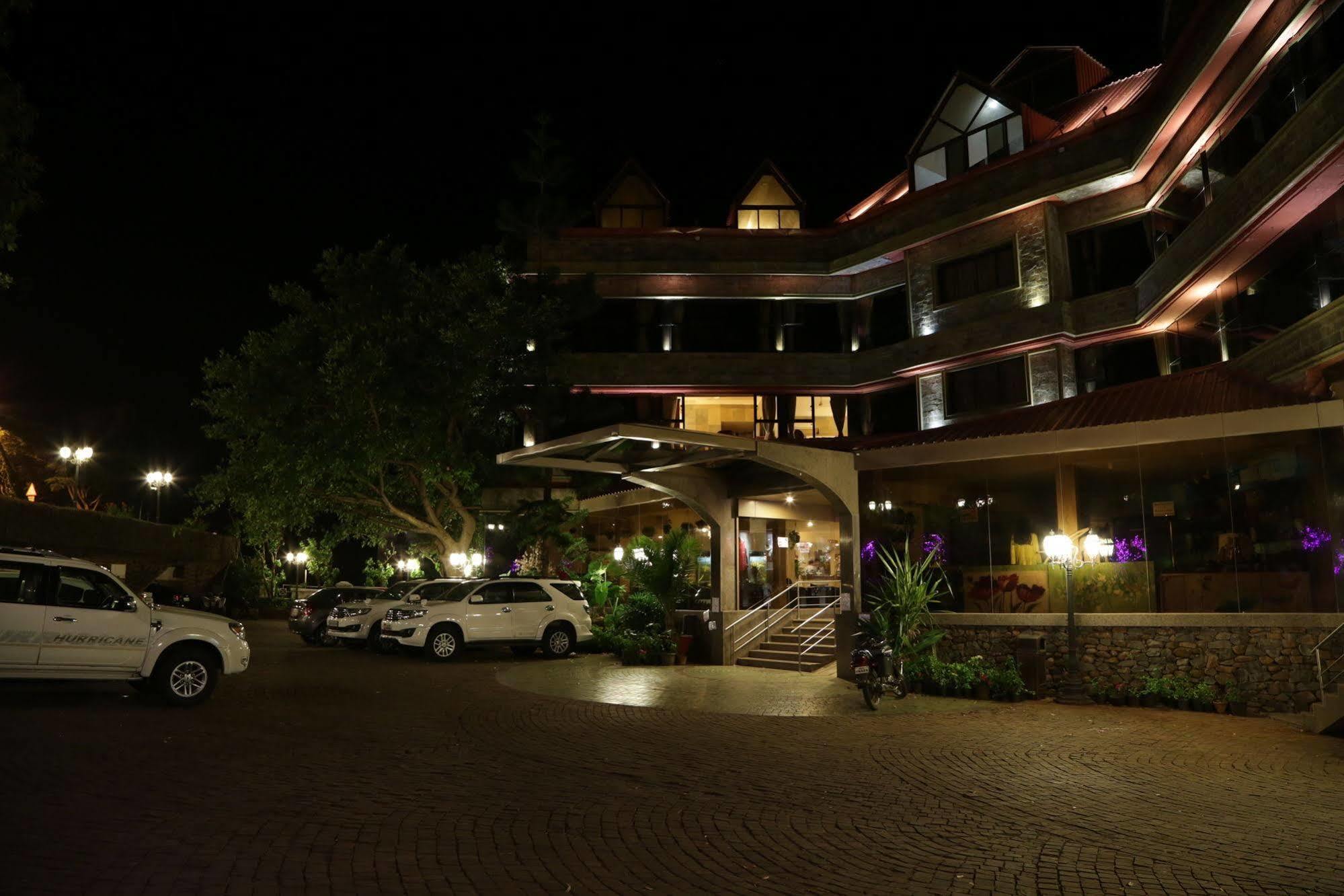 Ravine Hotel Panchgani Exterior foto